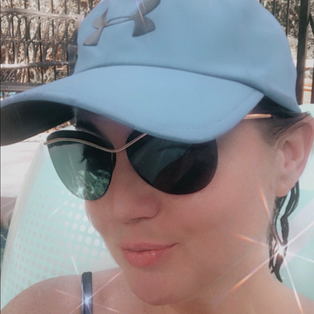 Meet your Posher, Maryrose